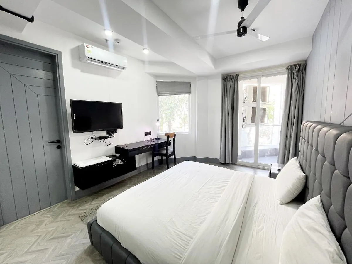Bedchambers Luxurious Serviced Apartment In Gurgaon