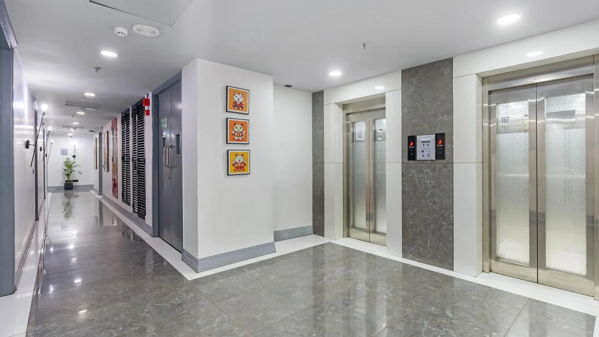 Bedchambers Luxurious Serviced Apartment In غورغاون
