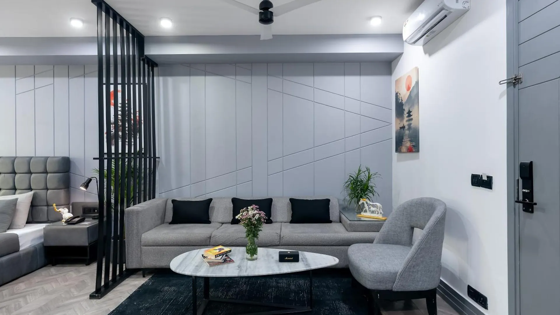 Bedchambers Luxurious Serviced Apartment In غورغاون