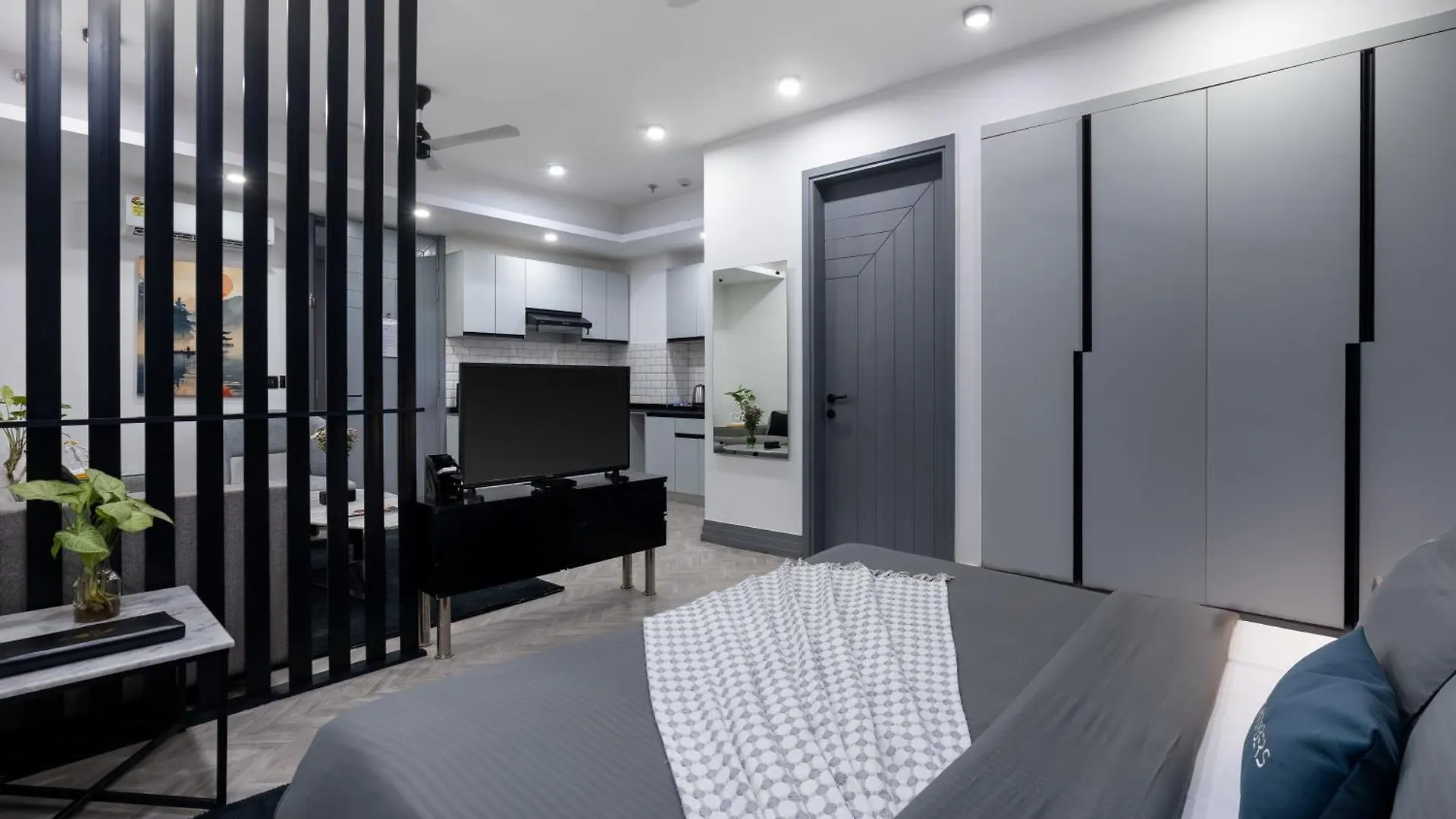 Bedchambers Luxurious Serviced Apartment In غورغاون