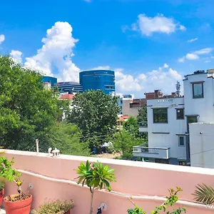 3* Hotel Fabhotel Rr Residency