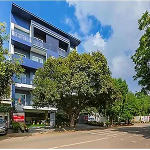 3* Hotel Haris Court- Cyber Hub